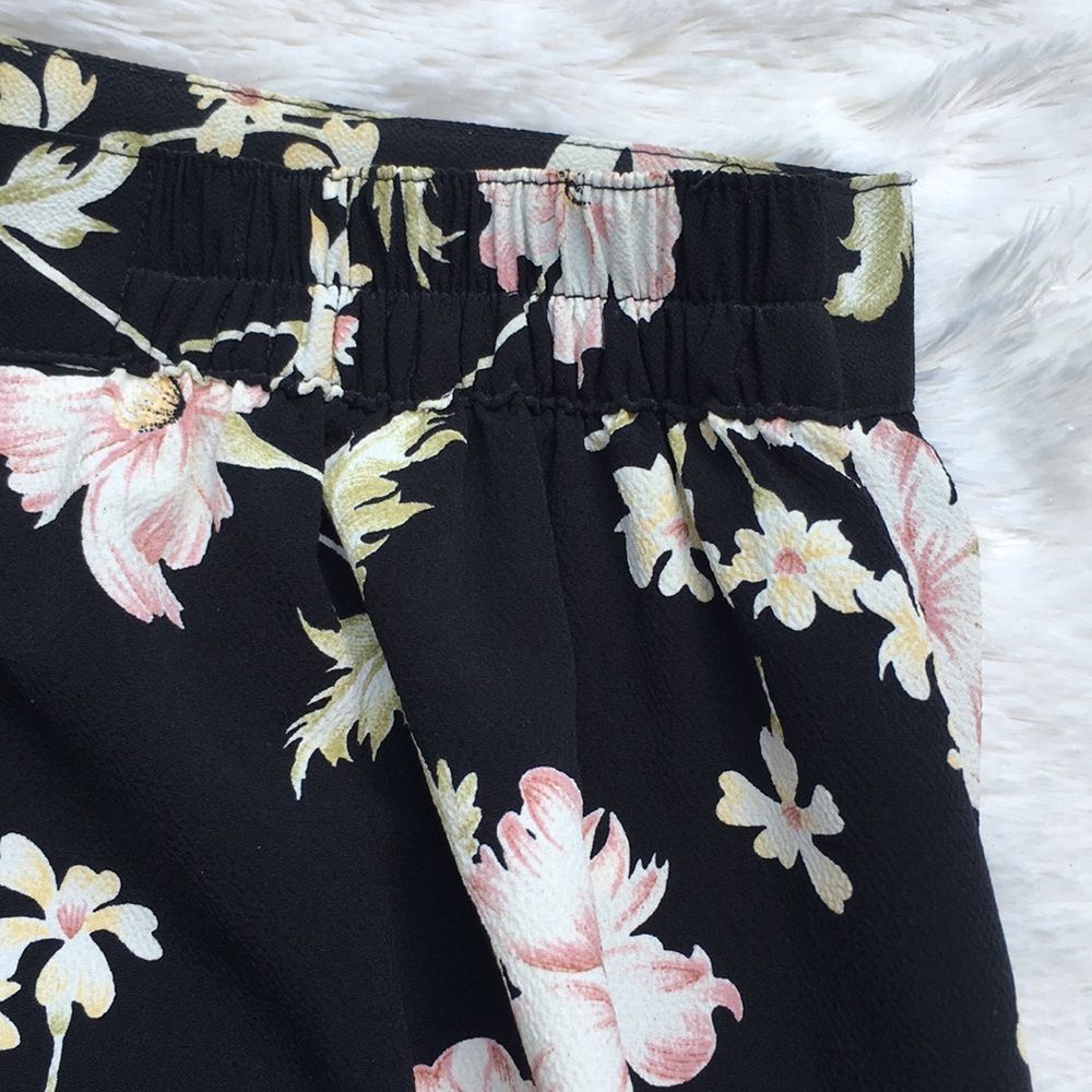 Bicé Flower Skirt 🌷🌷 - Picture 3 of 7